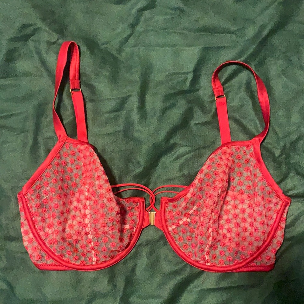 Victoria’s Secret - Very Sexy Unlined Demi Polka Dot 36DDD